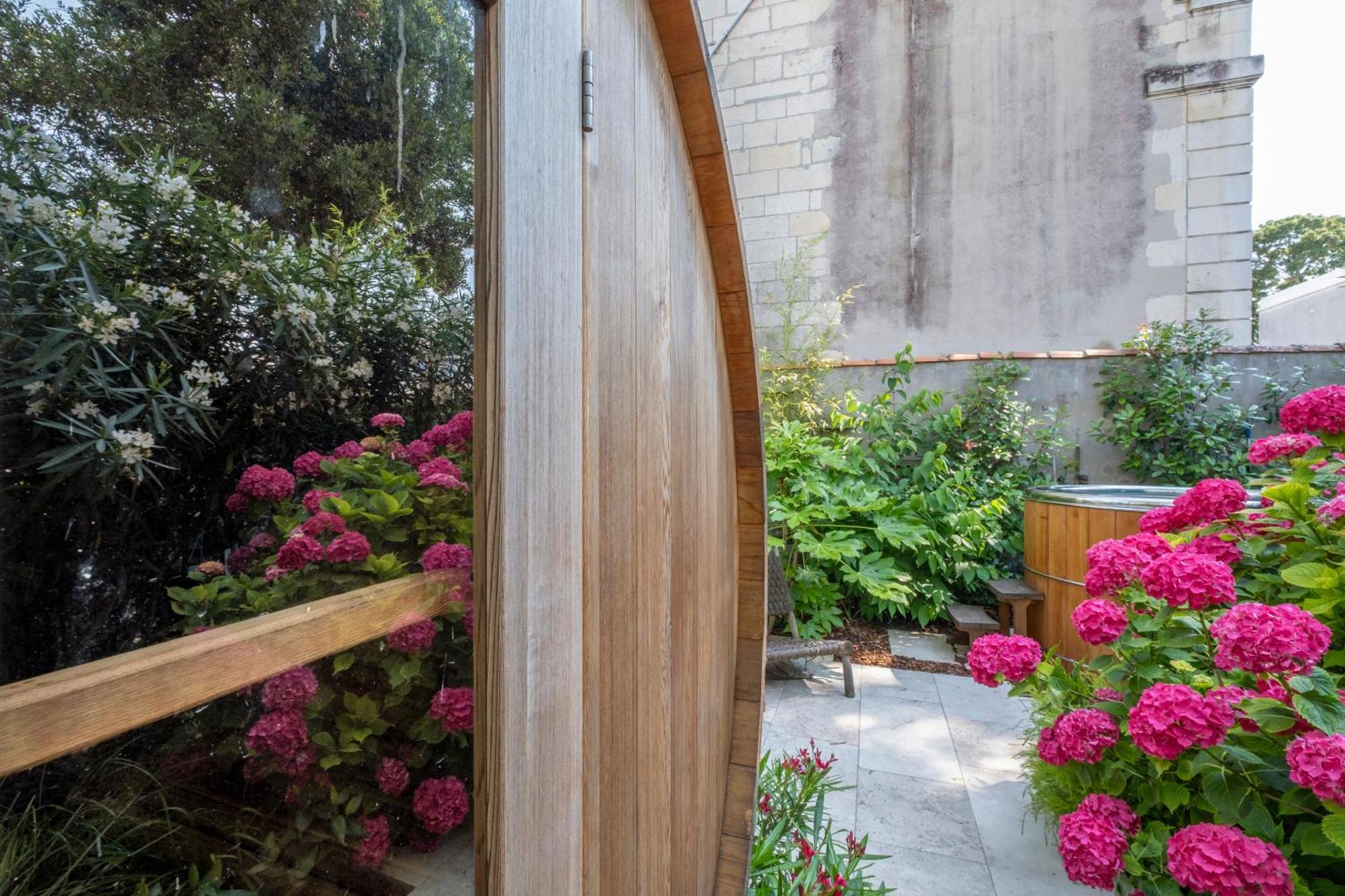 Escale Rochelaise B&B, SPA bain nordique et sauna tonneau La Rochelle  Extérieur photo