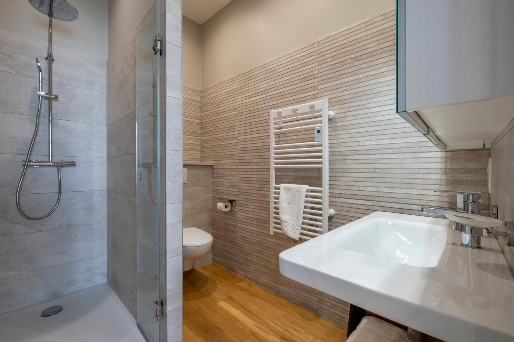 Escale Rochelaise B&B, SPA bain nordique et sauna tonneau La Rochelle  Extérieur photo